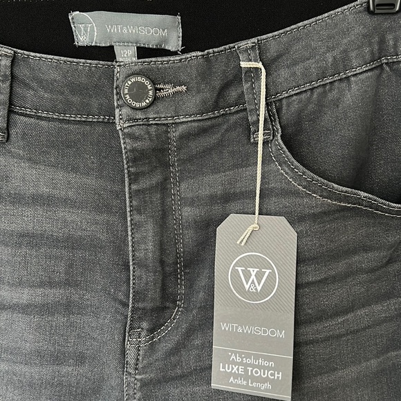NWT Wit & Wisdom “Ab”solution Luxe Touch Ankle Length Grey Jeans - Picture 2 of 5